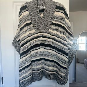 525 America Wool blend poncho